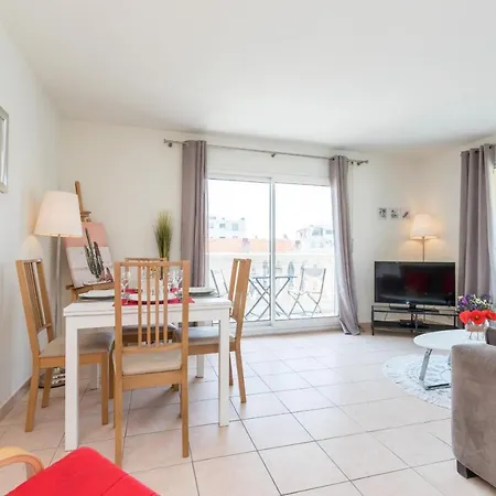 Swimming Pool & Ac 1 Bedroom Nice