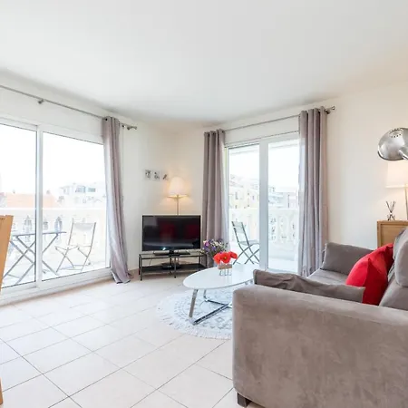 Apartment Swimming Pool & Ac 1 Bedroom Nice