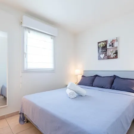 Apartment Swimming Pool & Ac 1 Bedroom