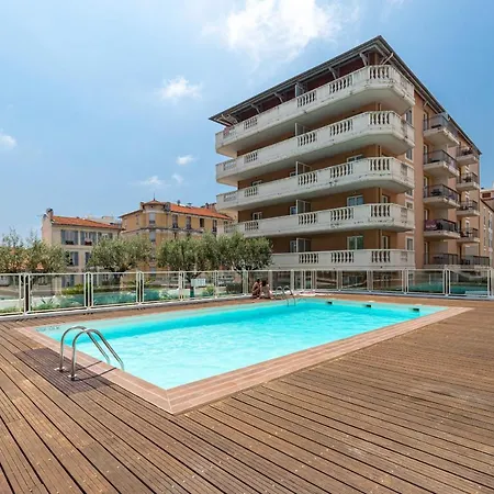 Apartment Swimming Pool & Ac 1 Bedroom Nice