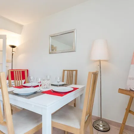 Swimming Pool & Ac 1 Bedroom Apartment