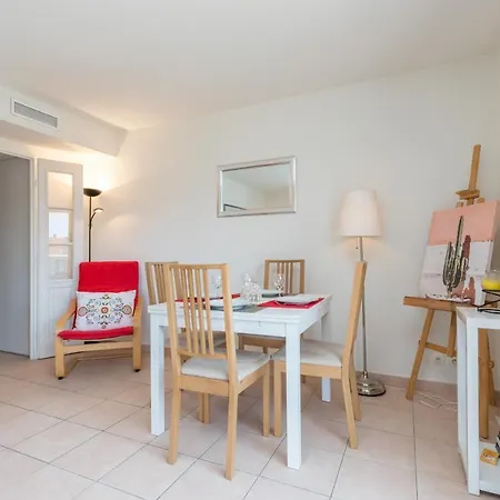 Swimming Pool & Ac 1 Bedroom Nice